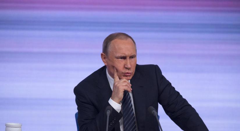 Közvetve üzent csúnyát Putyin Trumpnak