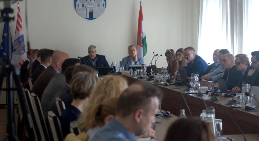 Demensotthon alapításáról, vadkármegelőzésről, a Tankerület megsegítéséről is döntött Képviselő-testületünk