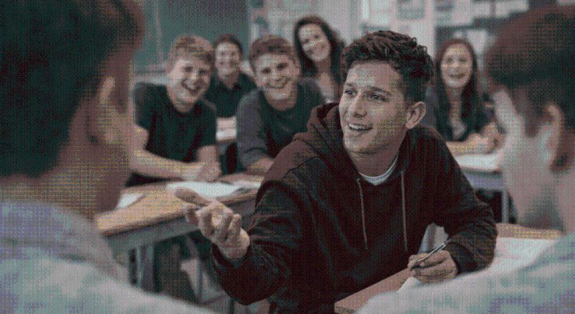 Aki népszerű, annak igaza van