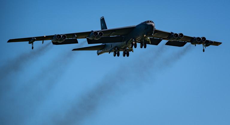 Az amerikai légierő legendás nehézbombázója bukkant fel Irán felett