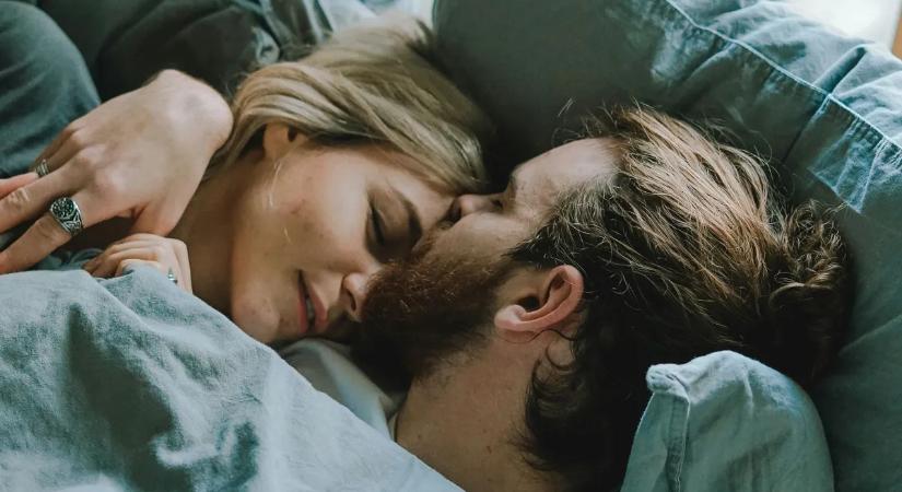 Nem fogja elhinni, mi történik a testével, ha hetekig visszatartja az ejakulációt