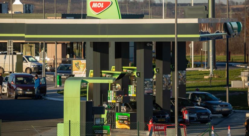 Valójában ezért vezetett be árstopot a benzinre a kormány, szakértő leplezte le a kormány tervét