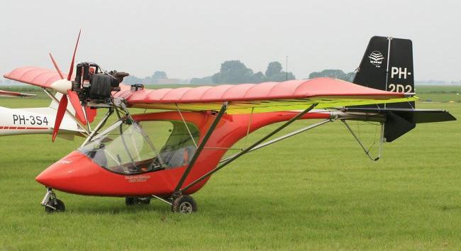 Kisrepülővel menekült Csernyivci megyéből Romániába egy ukrán férfi