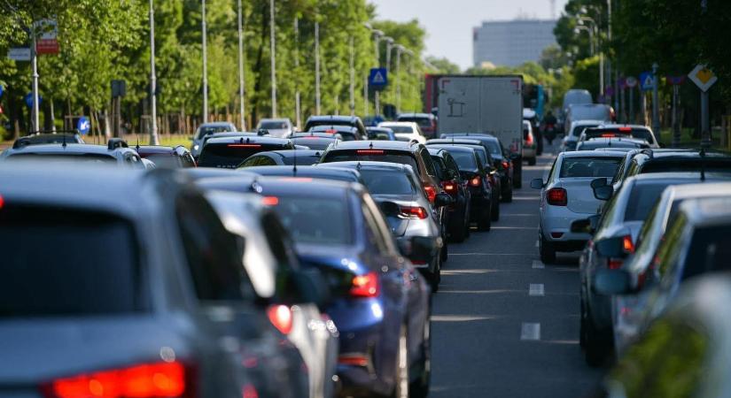 Esett az autópiac – Kevesebb új kocsi került forgalomba