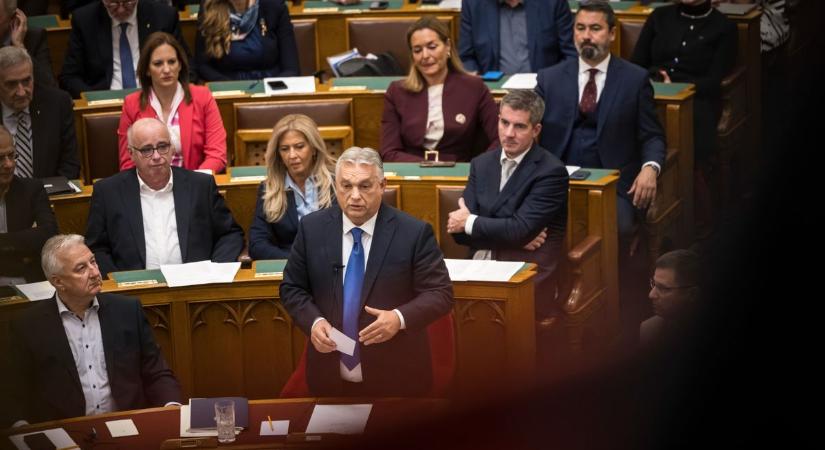 Orbán Viktor: Komoly üzemanyagkészleteink vannak, ki fognak tartani (videó)