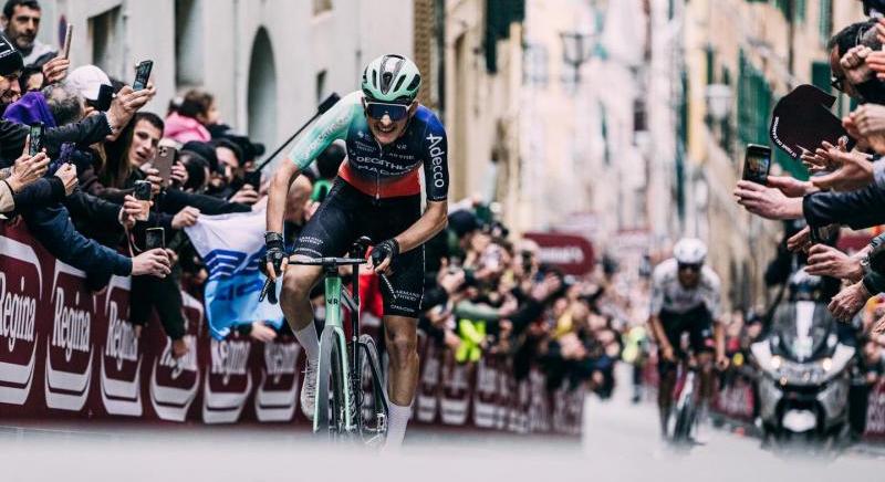 Beindultak a tallgatsok, Paul Seixas-rt bejelentkezett az UAE