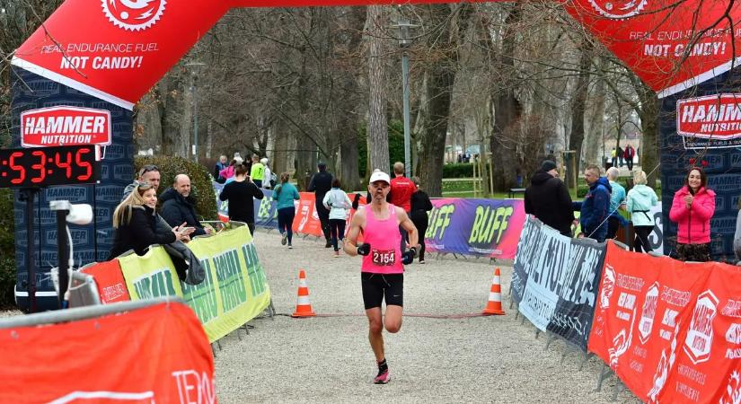 Motiválta a jubileum, megvédte címét a Szerelmes Füreden