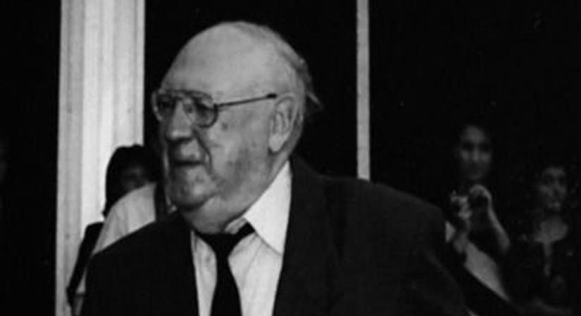 Egy egész várost segített világra: elhunyt a főorvos, aki levezette az első szülést a kórházban