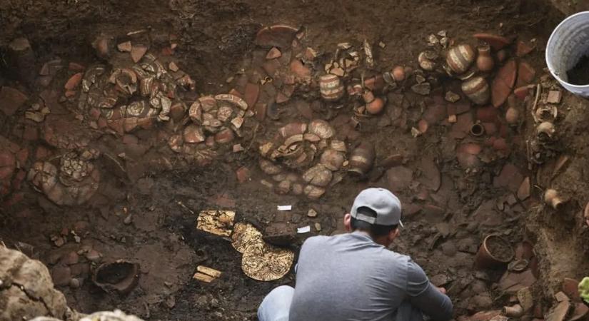 Több mint 1000 éves, arannyal teli sírt találtak