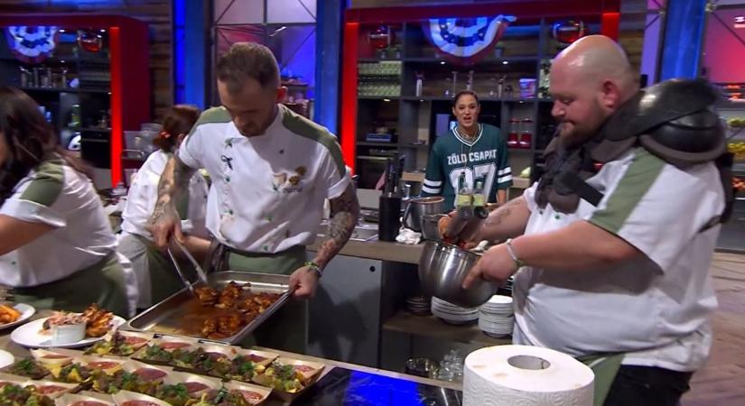 Amerikaifutball a konyhában és meglepő csere az egyéni főzés után (videó)