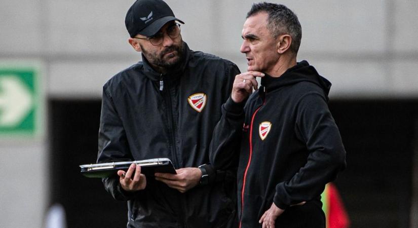 Íme! Hazai pályán is bemutatkozott a DVTK új edzője - fotókkal!