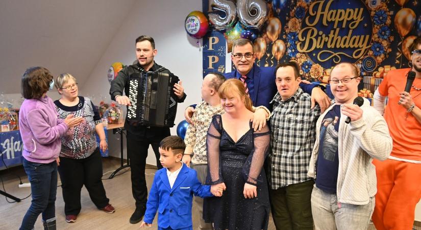 Ajándék helyett adomány: hatodik éve jótékonykodik születésnapján Dezső