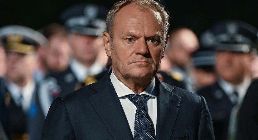 Tusk: hiába az ellenkezés, Orbán Viktor már rábólintott az ukrán pénzre