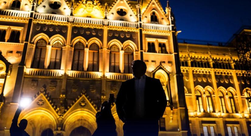 „A valaha volt legnagyobb” – Orbán Viktor sejtelmes fotóval tett bejelentést a Békemenetről