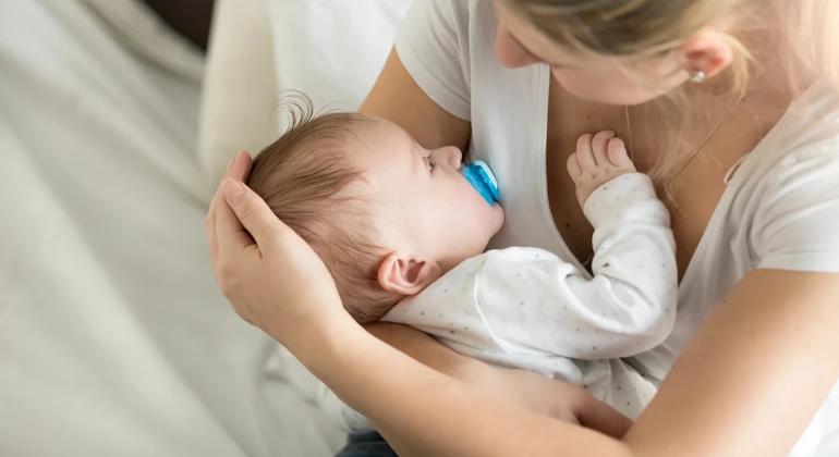 Ukrajnában négyhónapos fizetett szülési szabadság bevezetésére készülnek az új munkatörvénykönyv elfogadásával