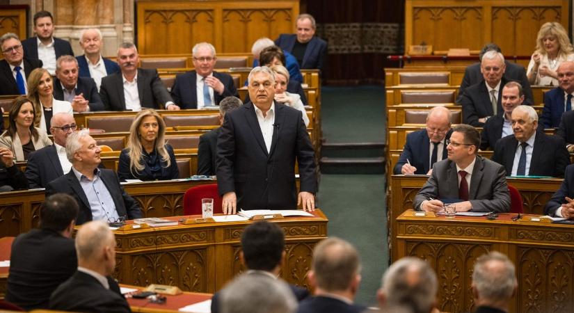 Orbán Viktor fontos nyilatkozatot tett a devizahitelekről, újra nekifuthatnak a jelzálogrendszernek: megvan a lehetséges irány – "Ez egy sötét történet"