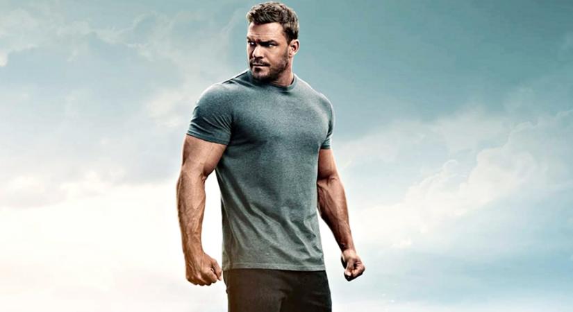 Alan Ritchson elárulta, mikorra várhatjuk a Reacher 4. évadát, ami "az eddigi legjobb lett" a sztár elmondása szerint