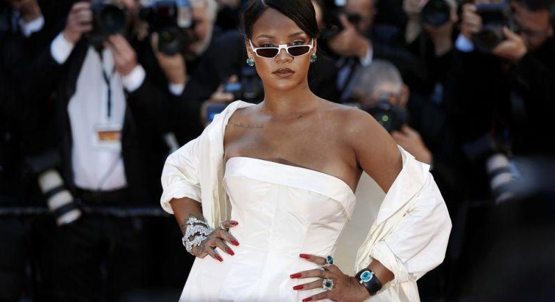 Rihanna otthon volt – 10 lövést adott le a házára egy merénylő