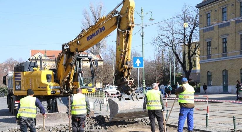 Markolók a nagyállomásnál, autó a Tiszában és razzia az utakon – eseménydús nap Szegeden