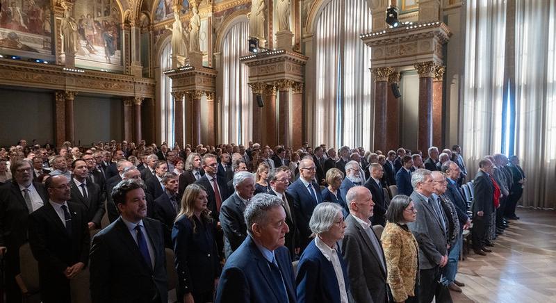 14 új MTA-doktort avattak Debrecenben