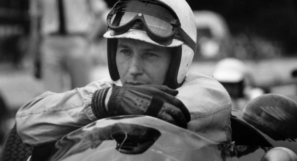 Retro – Fejezetek Surtees kalandos életéből