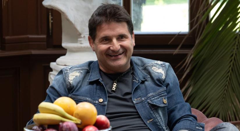 Hajdú Péter meghívná az ottalvós műsorába Orbán Viktort: „Csak a miniszterelnök úron múlik”