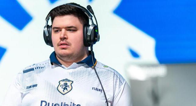 Flashie egykori csapattársa segíti ki a Liquidet