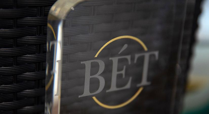 A hazai parkett is odavan Trump mondataiért