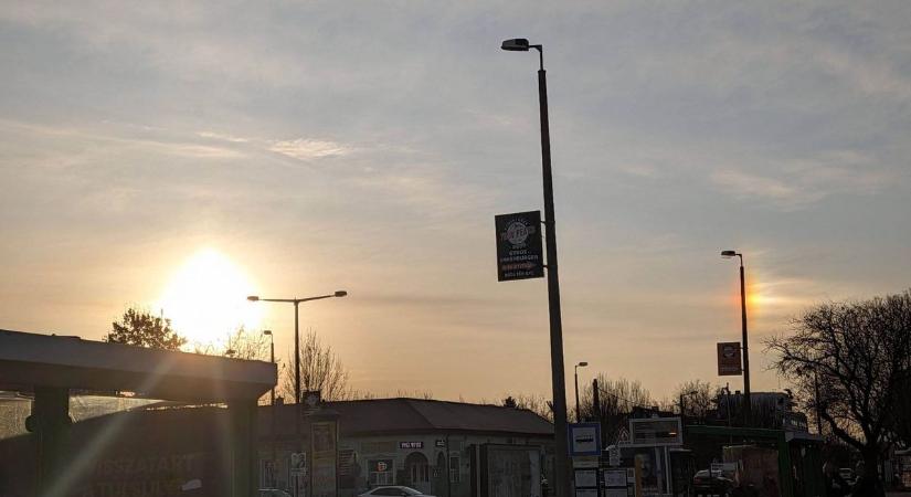 Különleges égi jelenséget fotóztak Nyíregyházán: egy angyal ecsetvonása lenne?