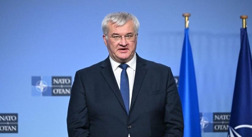 Ukrán külügyminiszter: Magyarország ellopta az ukrán állami bank pénzét és a törvénytelenség ördögi körébe süllyed