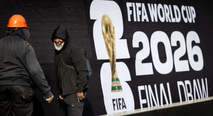 Felmerült a halasztás, megszólalt a foci-vb operatív igazgatója