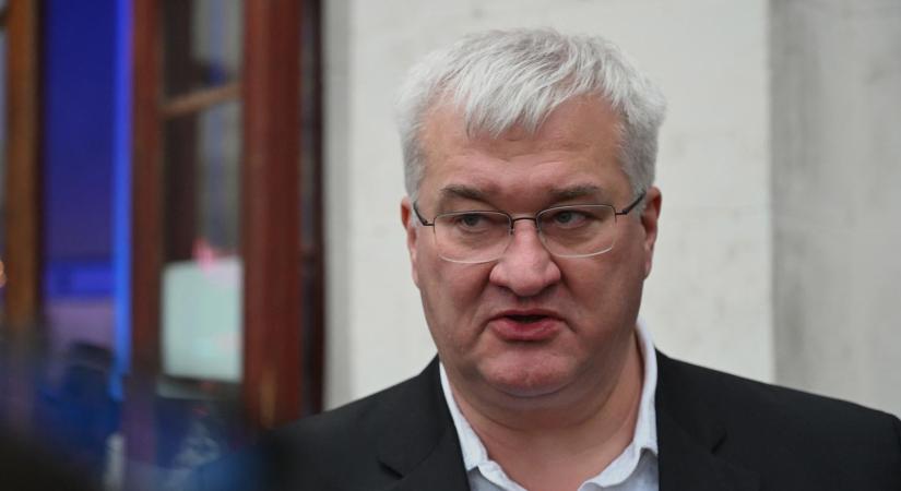 Ukrán külügyminiszter: A törvénytelenség ördögi körébe süllyed Magyarország
