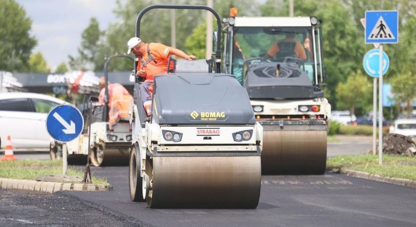 Elkezdődött a több mint félmilliárdos fejlesztés, ezeken a szakaszokon óvatosan közlekedjen Nyíregyházán!