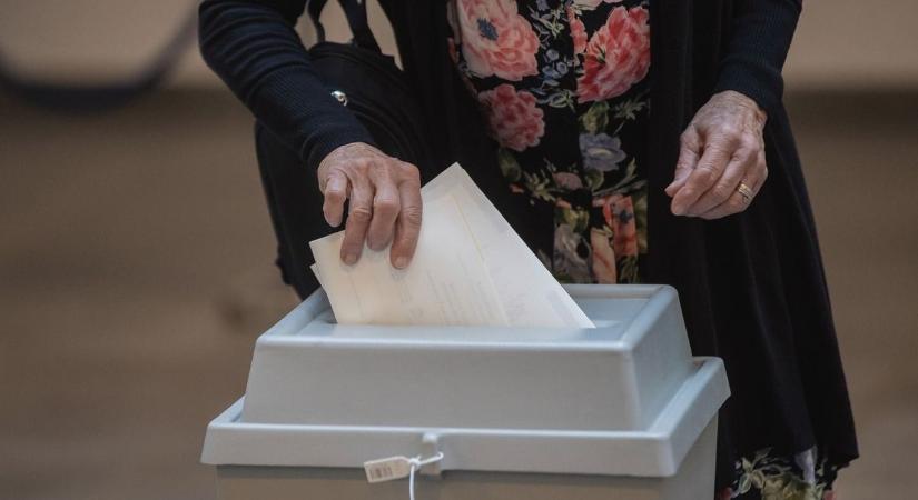 Választás: így szavazhatnak azok, akik április 12-én is dolgoznak – fontos munkaügyi változásokról döntött a kormány