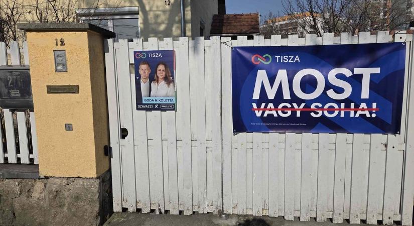 Vezet a Tisza jelöltje Óbuda-Békásmegyeren, ahol Szabó Tímea most már függetlenként próbálkozik