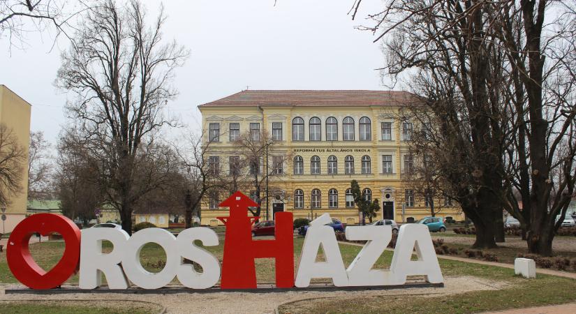 „Esélyt kell nekik adni, nem tehetünk mást”