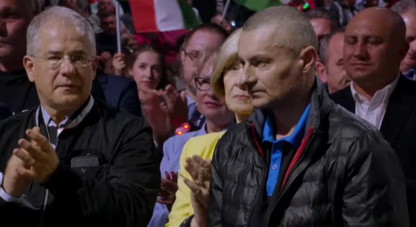 „Nem szokas ezeket az embereket frissen szabadultan kérdezgetni, utana is csak nagyon ovatosan”