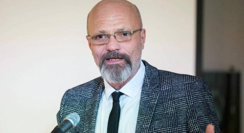 Zacher Gábor 15 évvel fiatalabb felesége: a szőke hajú Mónika ilyen gyönyörű nő