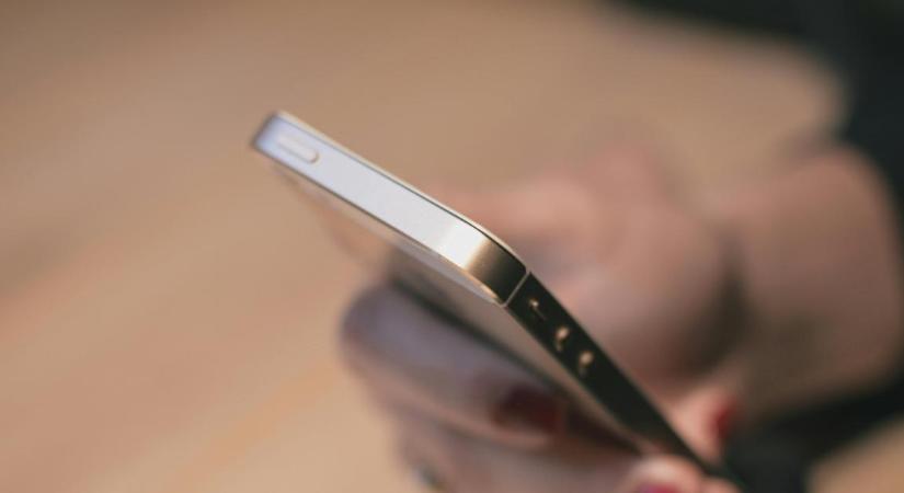 Új online csalás terjed: a SHEIN nevében ígérnek könnyű munkát SMS-ben