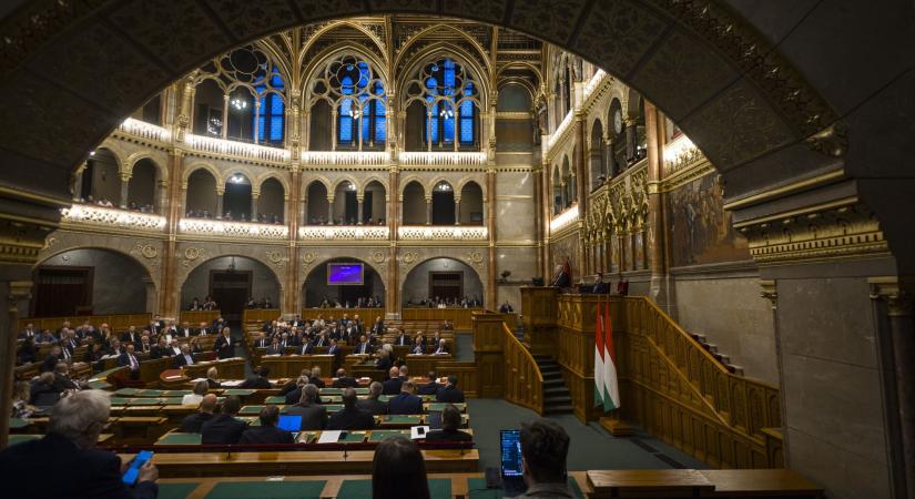 Elfogadta az Országgyűlés – nem támogatják Ukrajna uniós tagságát és háborús finanszírozását