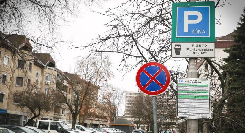 Ez parkolás, így ott lehet hagyni egy autót? A nap fotója!