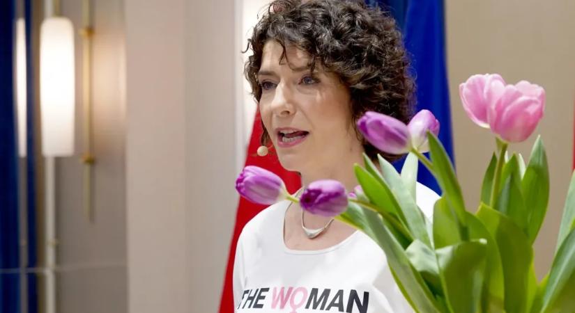 Dobrev Klára azt kéri mindenkitől, hogy ne engedjék elvenni a Kutyapárttól az indulás jogát