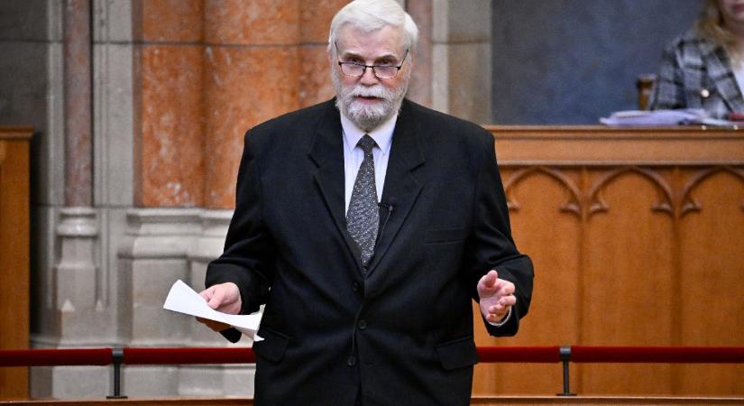 Ellenzékiek búcsúja, ukrán támogatás elutasítása, új atomenergia-törvény – így zajlik a jelenlegi Országgyűlés utolsó napja