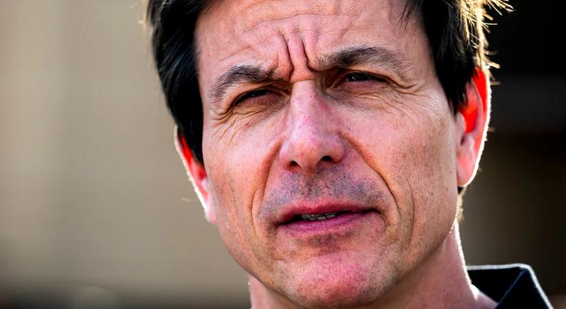 „A szurkolók véleménye az elsődleges” – Wolff válaszolt a versenyzők kritikáira