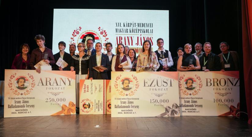 Több mint 200 diák bizonyította be Nagykőrösön, hogy 2026-ban is trendi Aranyt szavalni