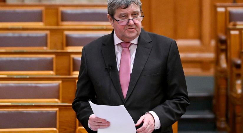 Csincsén Tállai Andrással indult a bakterház