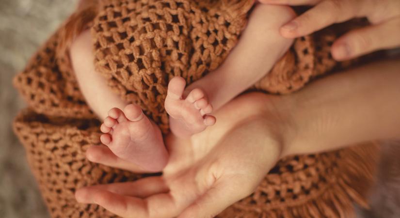 Otthon született meg Lara Gréta vármegyénkben – a mentők segítettek