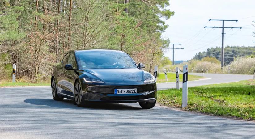 Miért ilyen olcsó a használt Tesla Model 3?