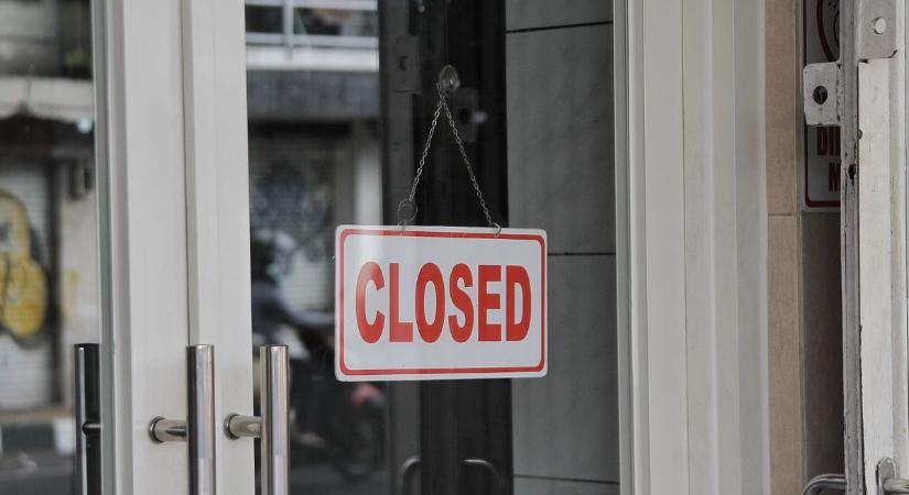 Sok szegedi csak vasárnap döbben rá: ezek a boltok biztosan zárva lesznek március 15-én