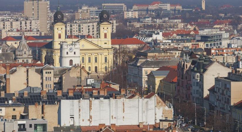 Hamarosan elkapkodják a legjobb helyeket, gigantikus tavaszi pezsgéssel robban be a debreceni fesztiválszezon
